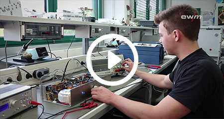 Video Ausbildung Elektroniker/-in